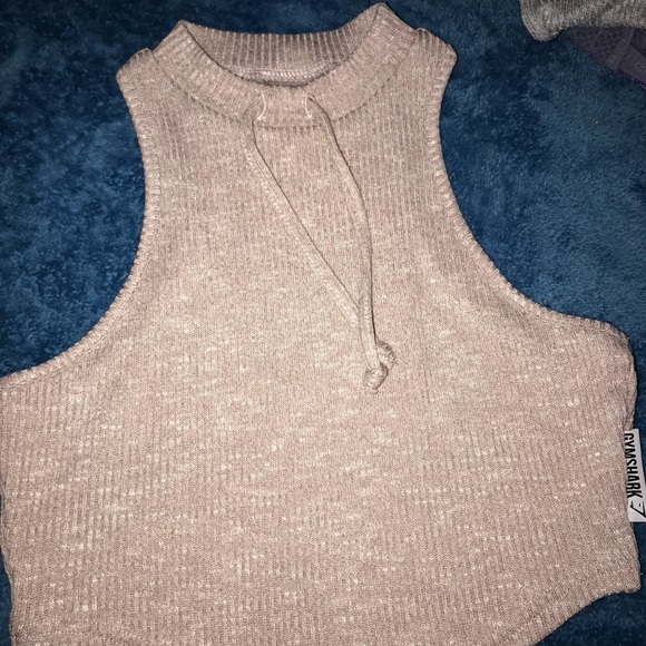 Gymshark Other - Gymshark Top taupe marl